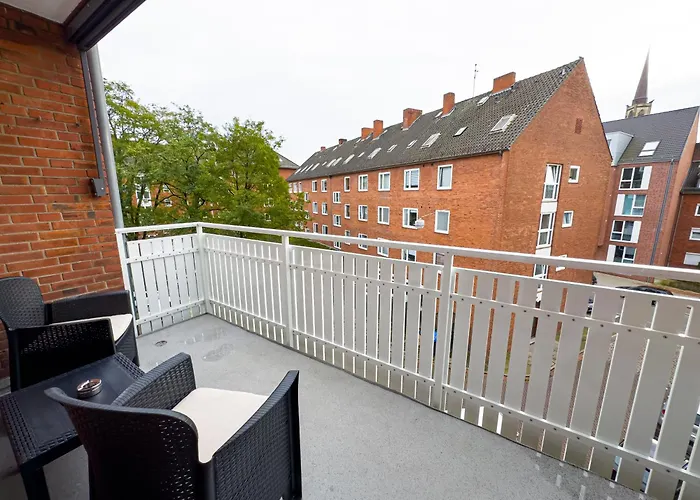 Immostay G#3 Zentrales Mit Balkonblick *