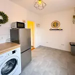 Apartment Immostay G#3 Zentrales Mit Balkonblick *