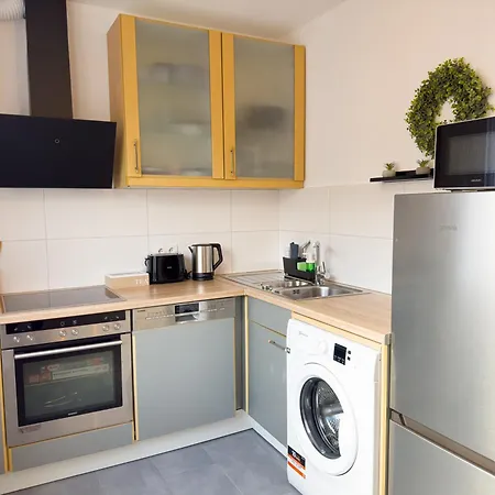 Immostay G#3 Zentrales Mit Balkonblick * Bremen