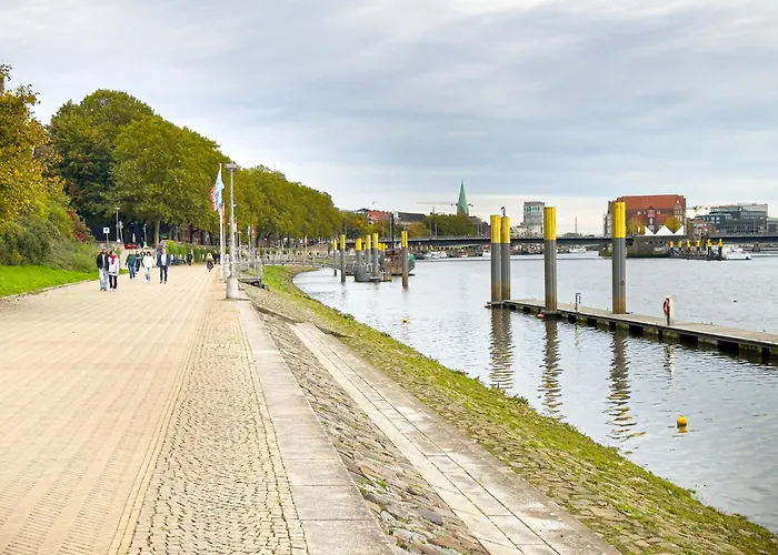 Immostay G#3 Zentrales Mit Balkonblick *