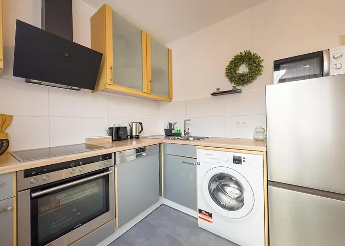 Immostay G#3 Zentrales Mit Balkonblick