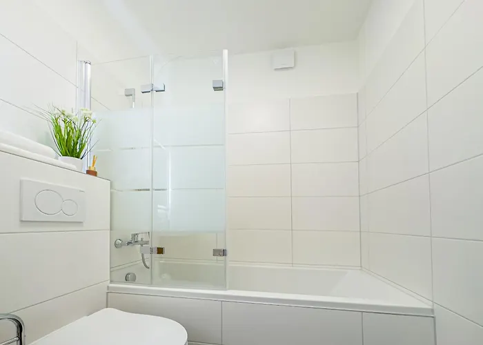 Immostay G#3 Zentrales Mit Balkonblick *